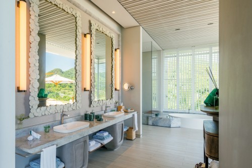 Beach Villa Bathroom - SeyExclusive.com